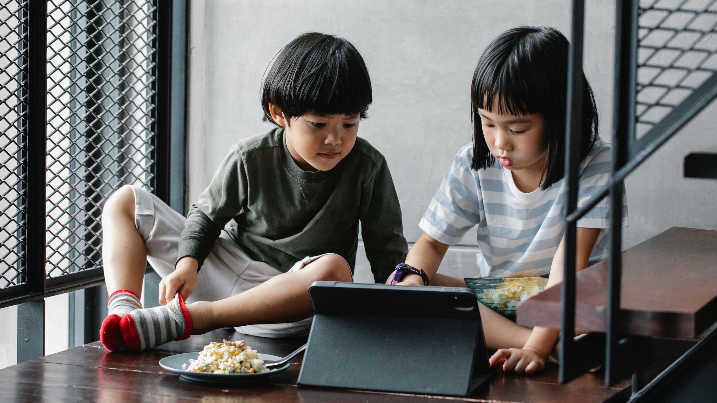 Tips Bantu Anak Tidak Bergantung Pada Gajet 📱